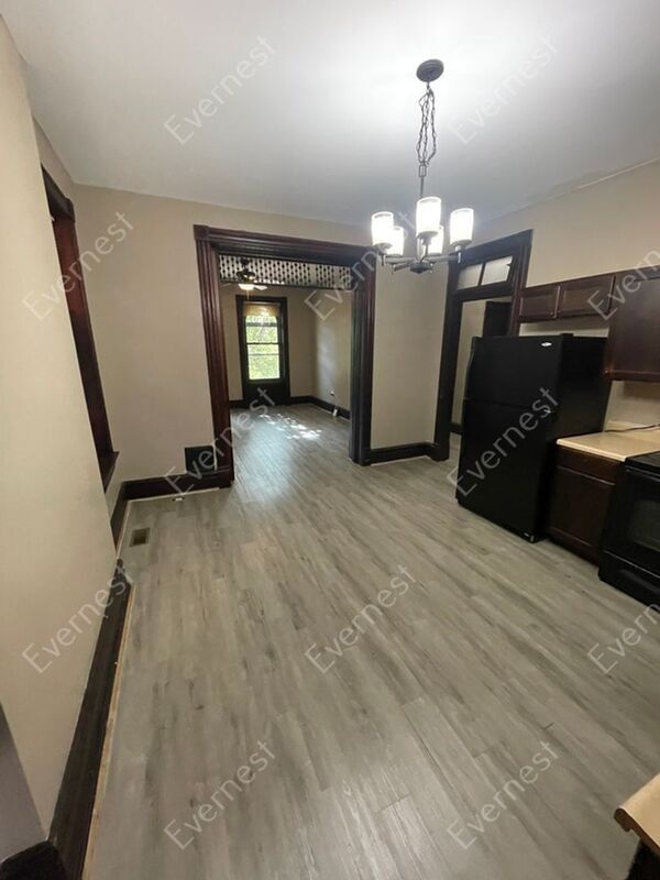 Photo - 4541 Oakland Ave Unidad 1