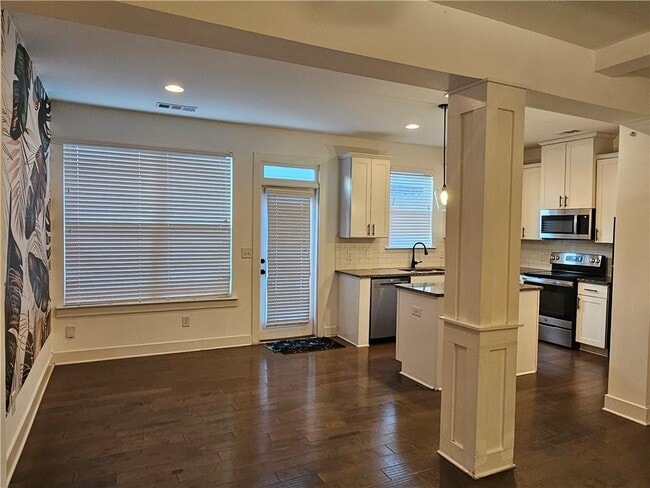 73 S Auburn Lndg Pl