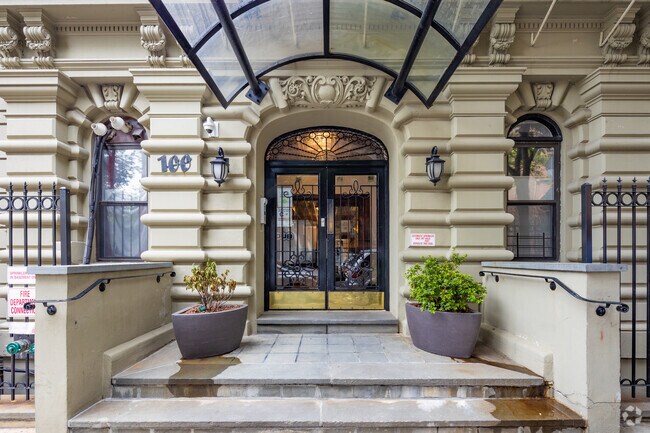 Photo - The Normandie