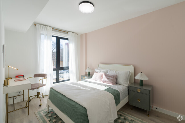 2BR, 2BA - 907SF - Secondary Bedroom