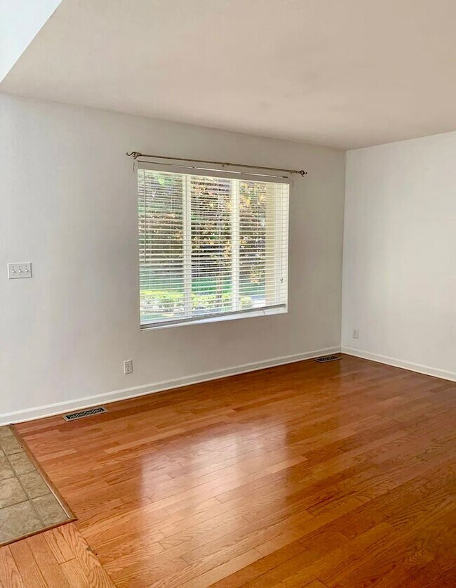 Photo - House in quiet Silverdale neighborhood