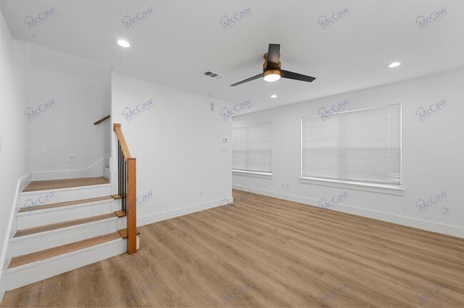 Photo - Gorgeous 3/2.5 Duplex in Greenville!