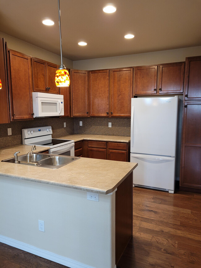 Photo - 4224 Pine Lake Point Townhome