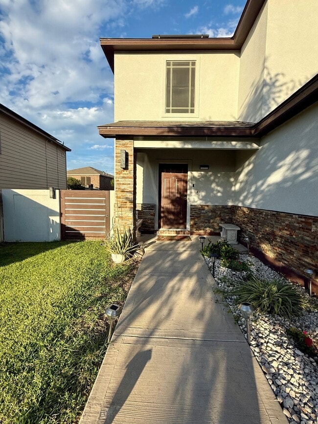 Photo - 409 Pargo Dr