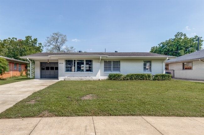 Photo - 4034 Woodfin St