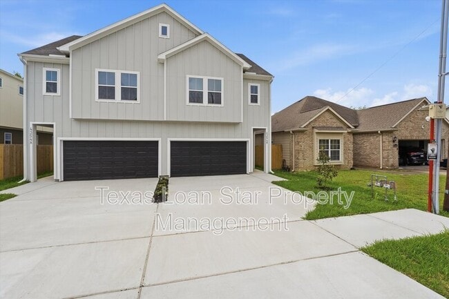 Photo - 4354 Clover St Unit B