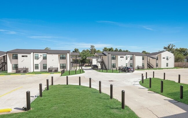 Photo - Zurqui at Cypress