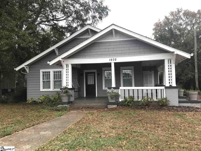 3 Bedroom 1.5 bathroom home on East North ... - 3 Bedroom 1.5 bathroom home on East North ...