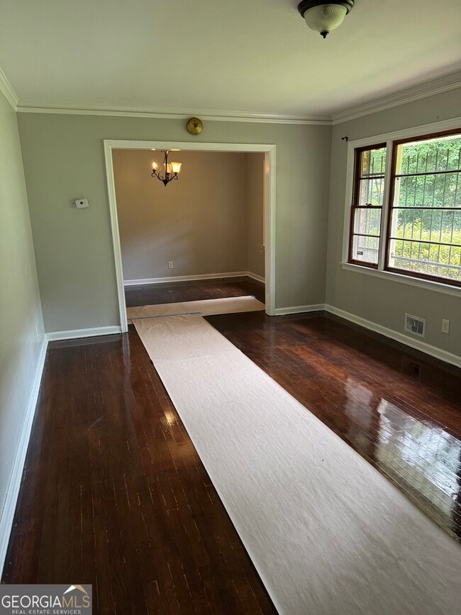 Photo - 2164 Pemberton Rd SW