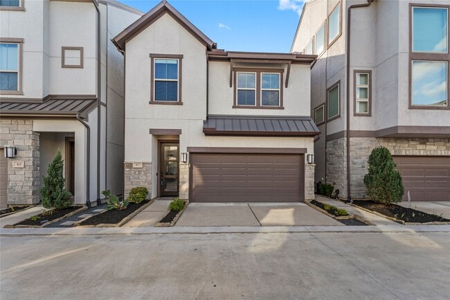 Building Photo - 817 Kamano Ave