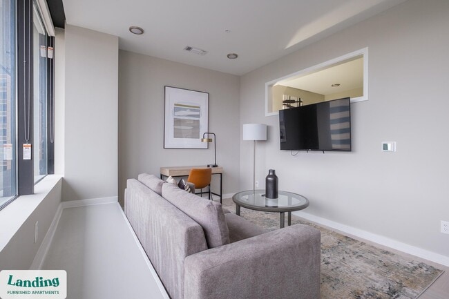 Photo - 600 19th St N Unit 609.1407339