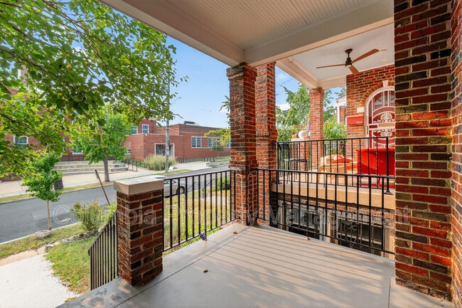 Photo - 5221 2nd St NW