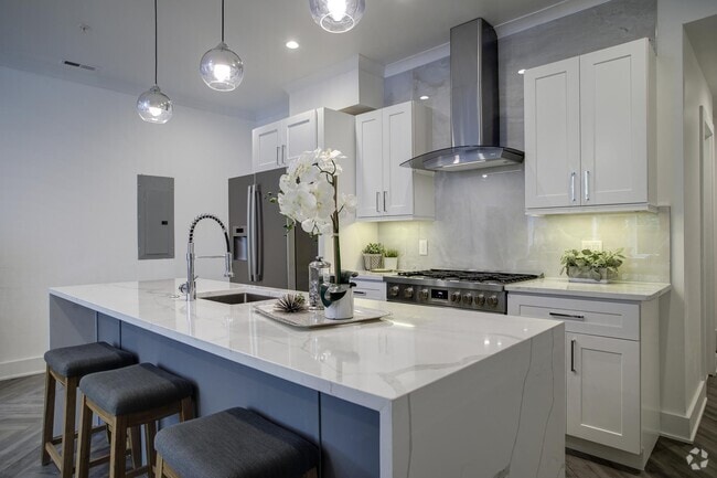 Building Photo - 2429 Ontario Rd NW Unit # 1 Rental