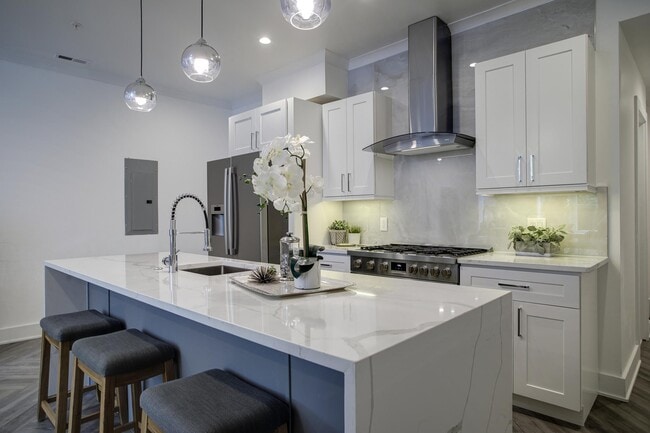 Photo - 2429 Ontario Rd NW Apartment Unit # 1
