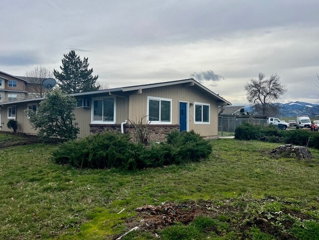 Photo - 1001 Olympic Ave