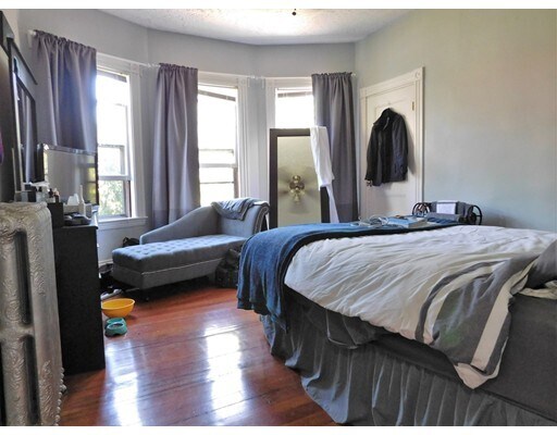 Photo - 180 School St Unit 2