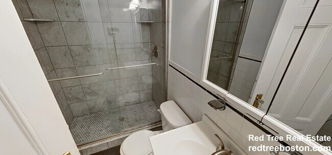 379 Commonwealth Ave Unit 2