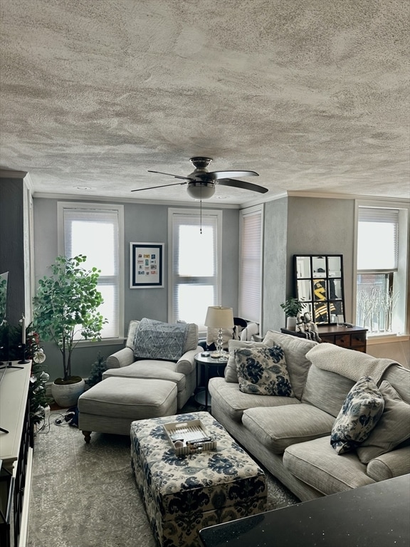 Building Photo - 12 Battery St Unit 4