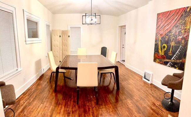 371 Piper Blvd