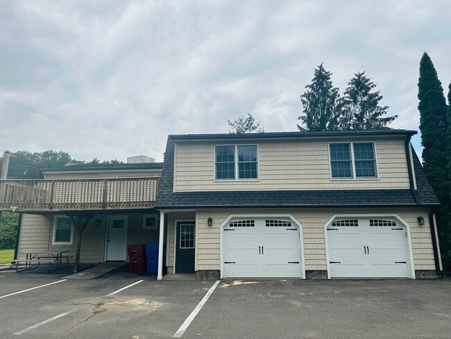 Building Photo - 1349 Farmington Ave Rental