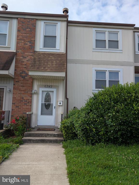 Photo - 6342 Stonewain Ct Townhome