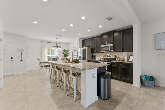 Photo - 145 Claire Ln