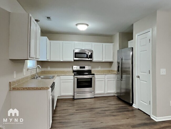 Photo - 466 Barewood Dr