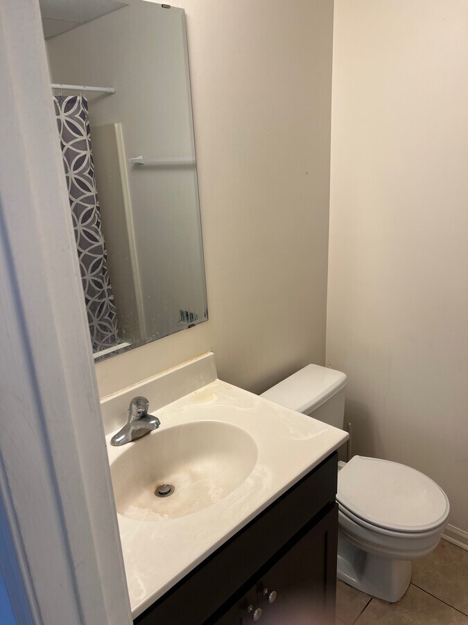 Photo - 130 Carlisle St Unit 3