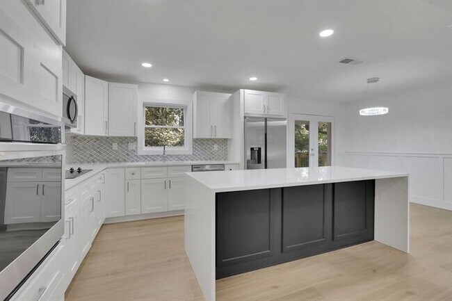 Photo - 1770 Austin Dr