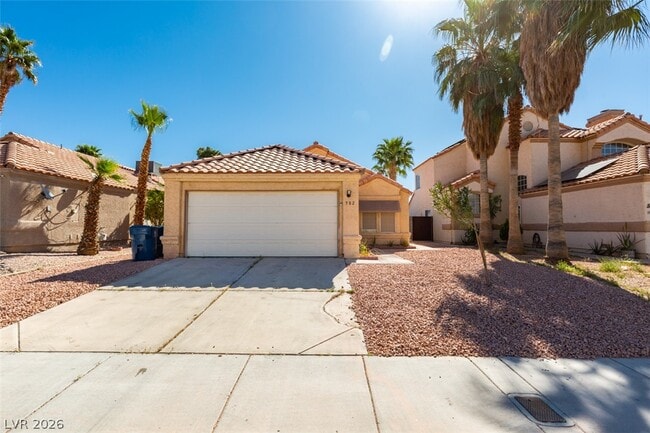 Photo - 582 Searchlight Dr