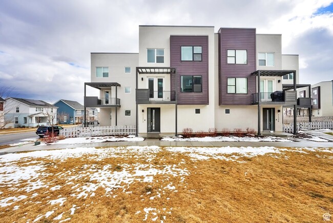 Photo - 11372 S Willow Walk Dr Townhome