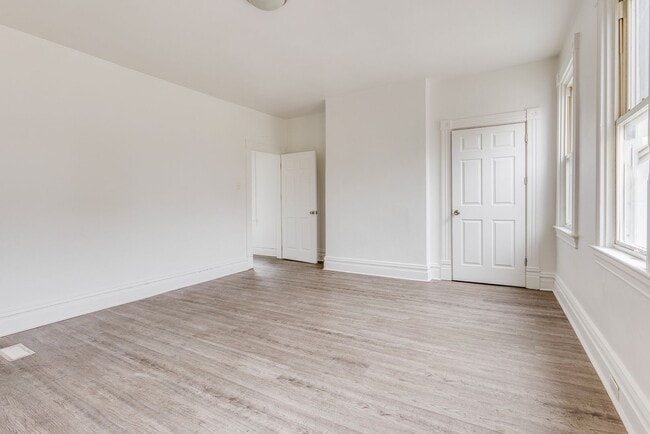 Photo - 440 Hays Ave Unidad Third Floor Apt 3