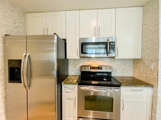 Photo - 1400 Gandy Blvd N Unidad 1013