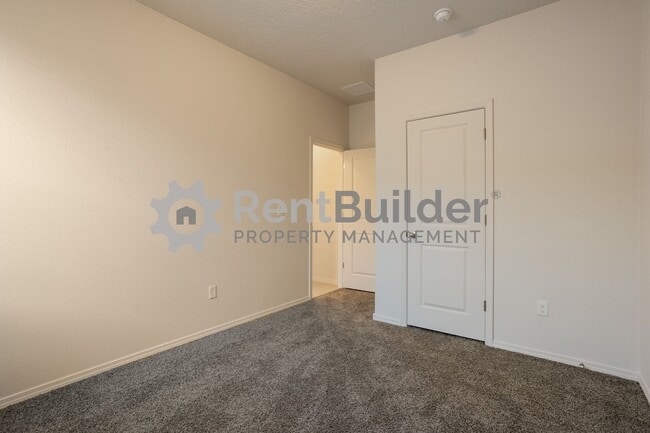 Photo - !!!ASK ABOUT OUR PRICE REDUCTION ON LONG T...
