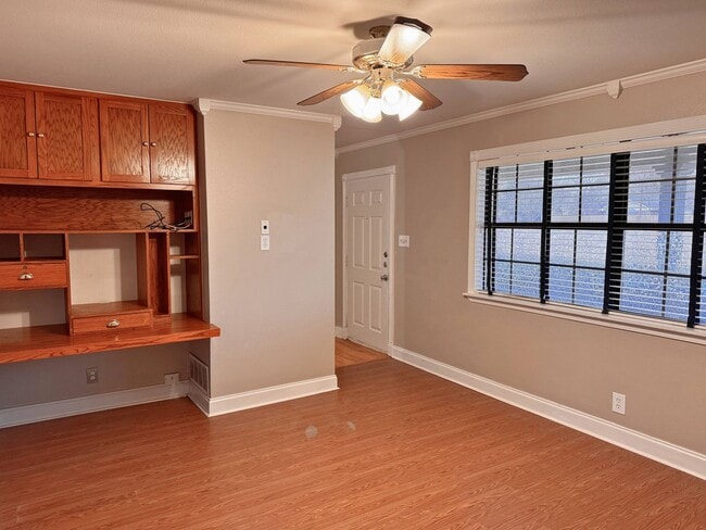 Photo - 3 Bed 1 Bath + Garage/Workshop On Corner Lot