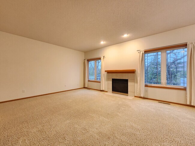 Photo - 13667 Couchtown Ave