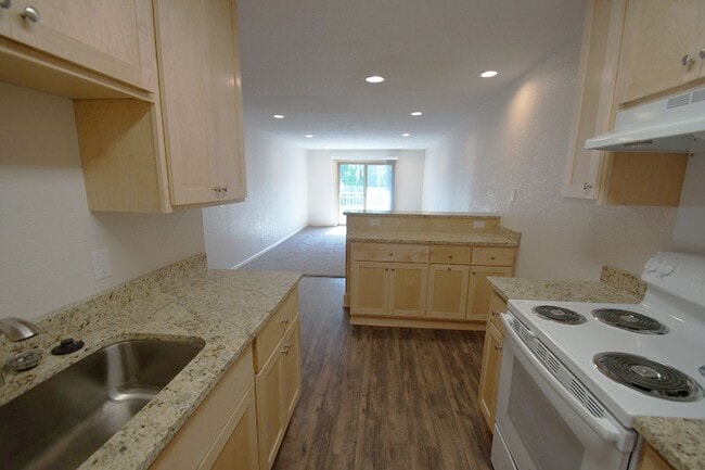 Photo - Pinto Suite Unit 213