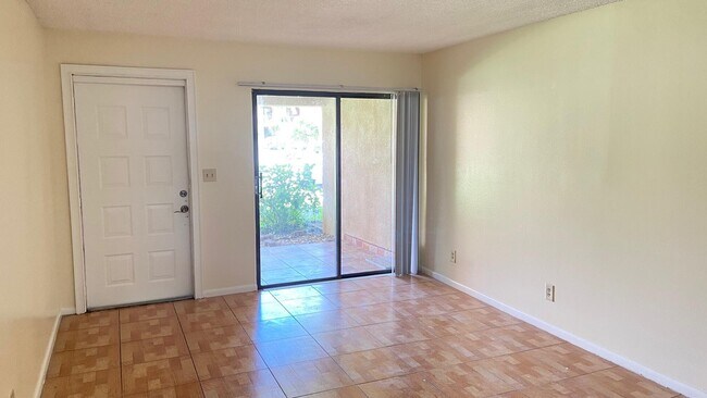 Photo - 5935 Forest Hill Blvd Unit 8