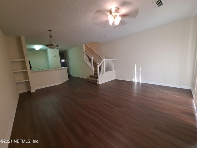 Building Photo - 3750 Silver Bluff Blvd