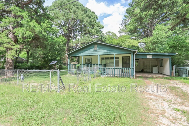 Building Photo - 1282 SE Farmers Dr Rental