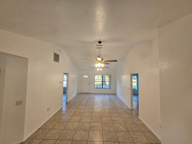 Photo - 3370 NE 42nd Pl