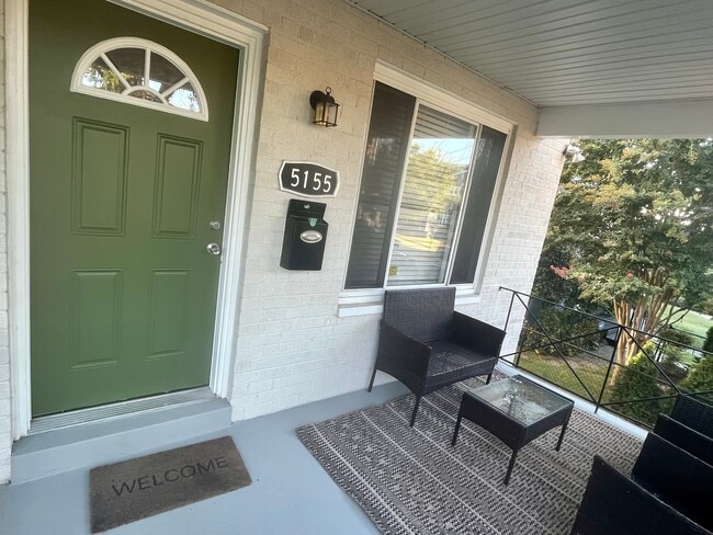 Photo - 5155 7th St NE