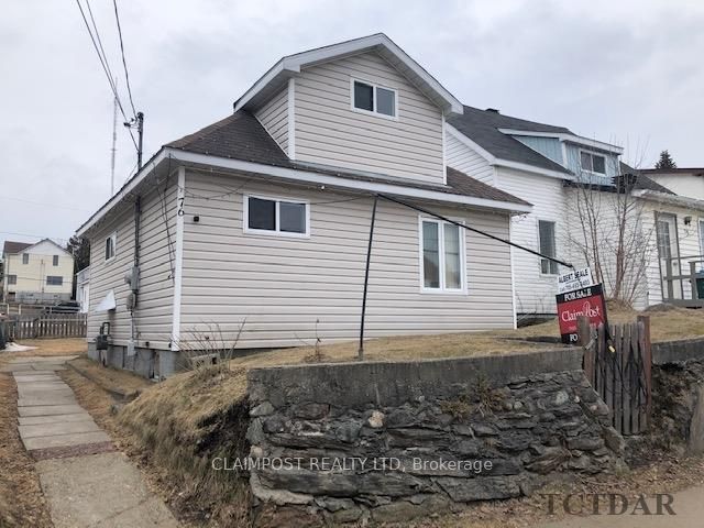 Building Photo - Spacious 3 Bed / 1 Bath House| $2249/month - Parking Included