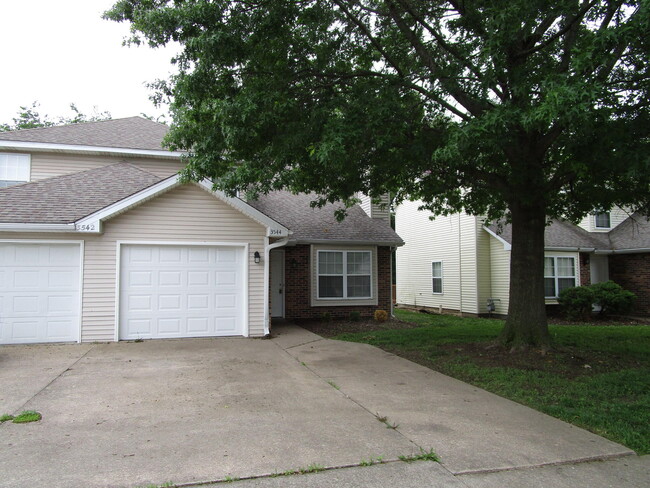 Photo - 3544 Prescott Dr Townhome