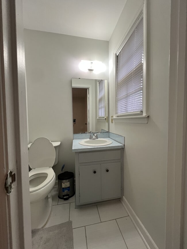 Photo - 4515 Strangford Ave