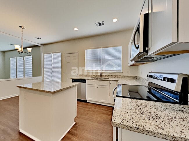 Photo - 1703 Kendall Cove Ln
