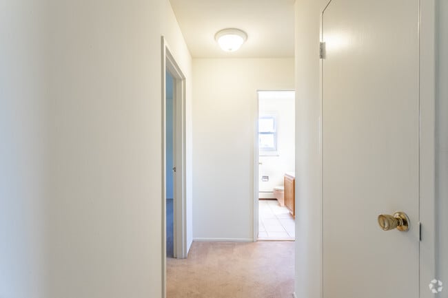Rockwood Gardens Apartments