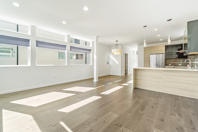 Photo - 2416 NW 62nd St