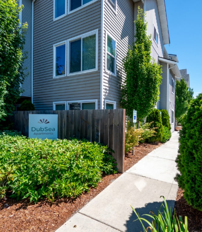 Photo - DubSea Apartments | Modern Apartment Homes w/ In-Unit Laundry