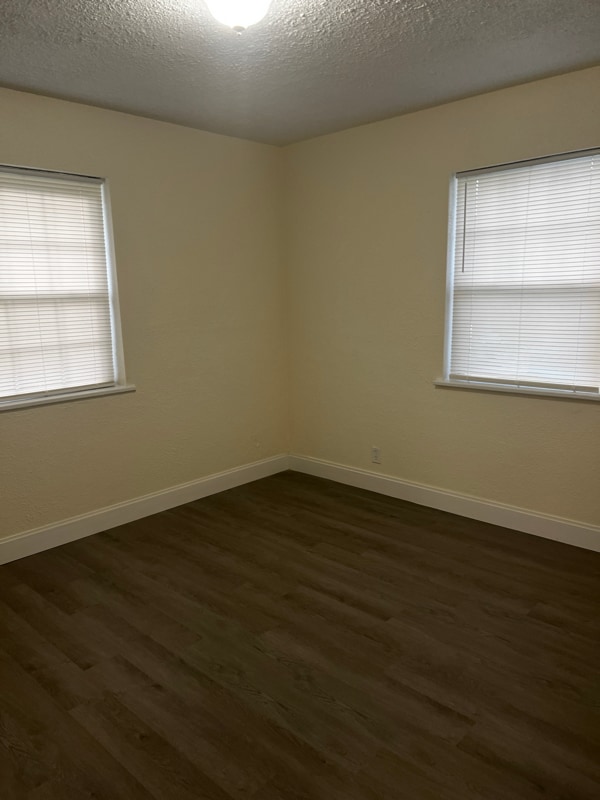 Photo - 6870 Rhode Island Dr W